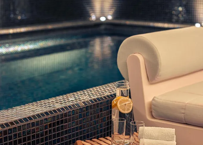 Foch Boutique &Spa